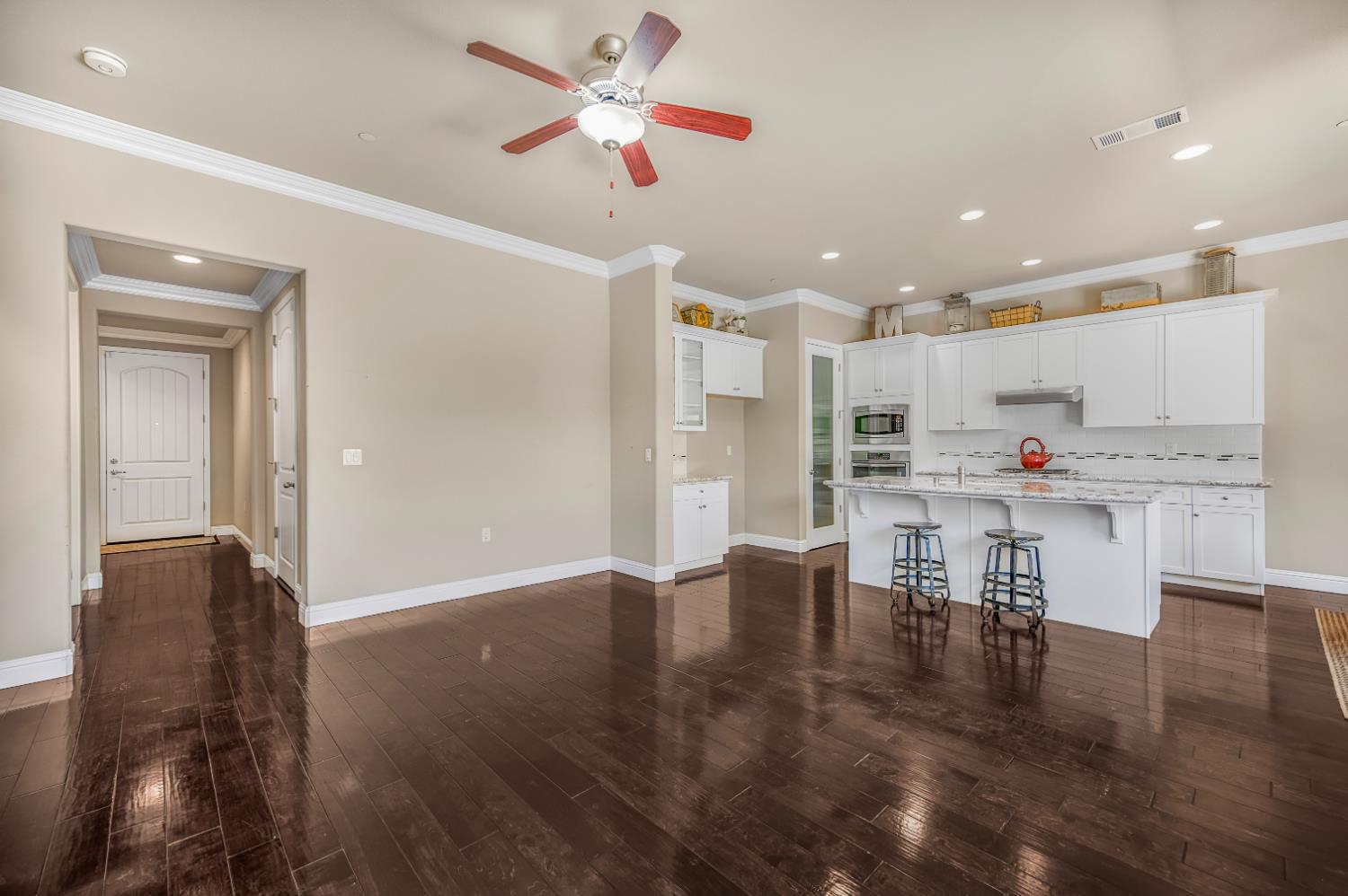2168 W Juliet Way, Fresno, CA 93711