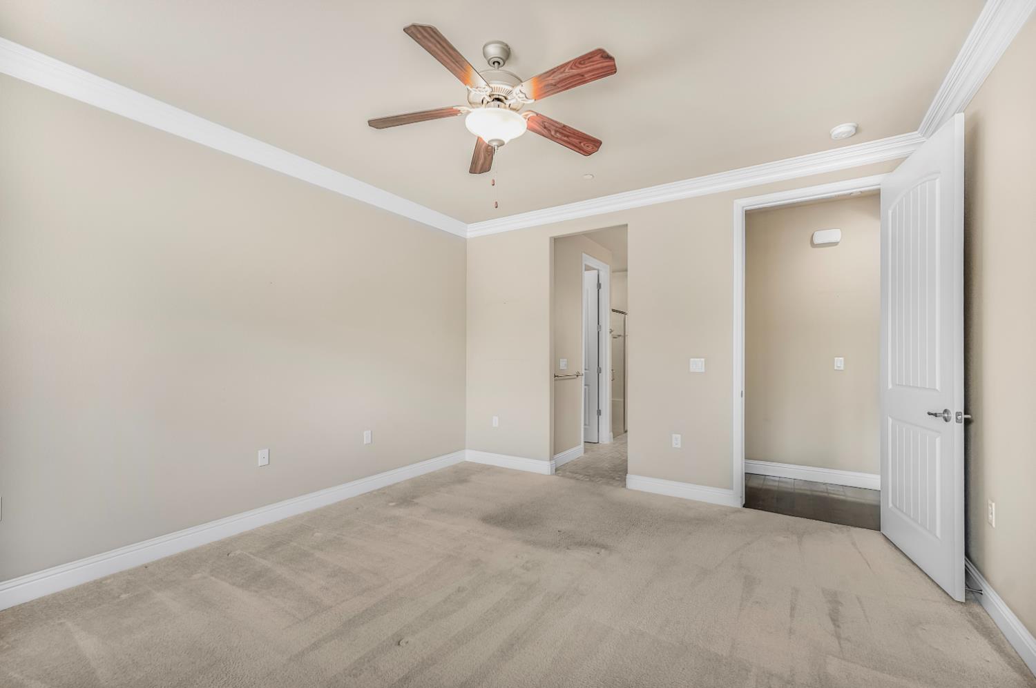 2168 W Juliet Way, Fresno, CA 93711