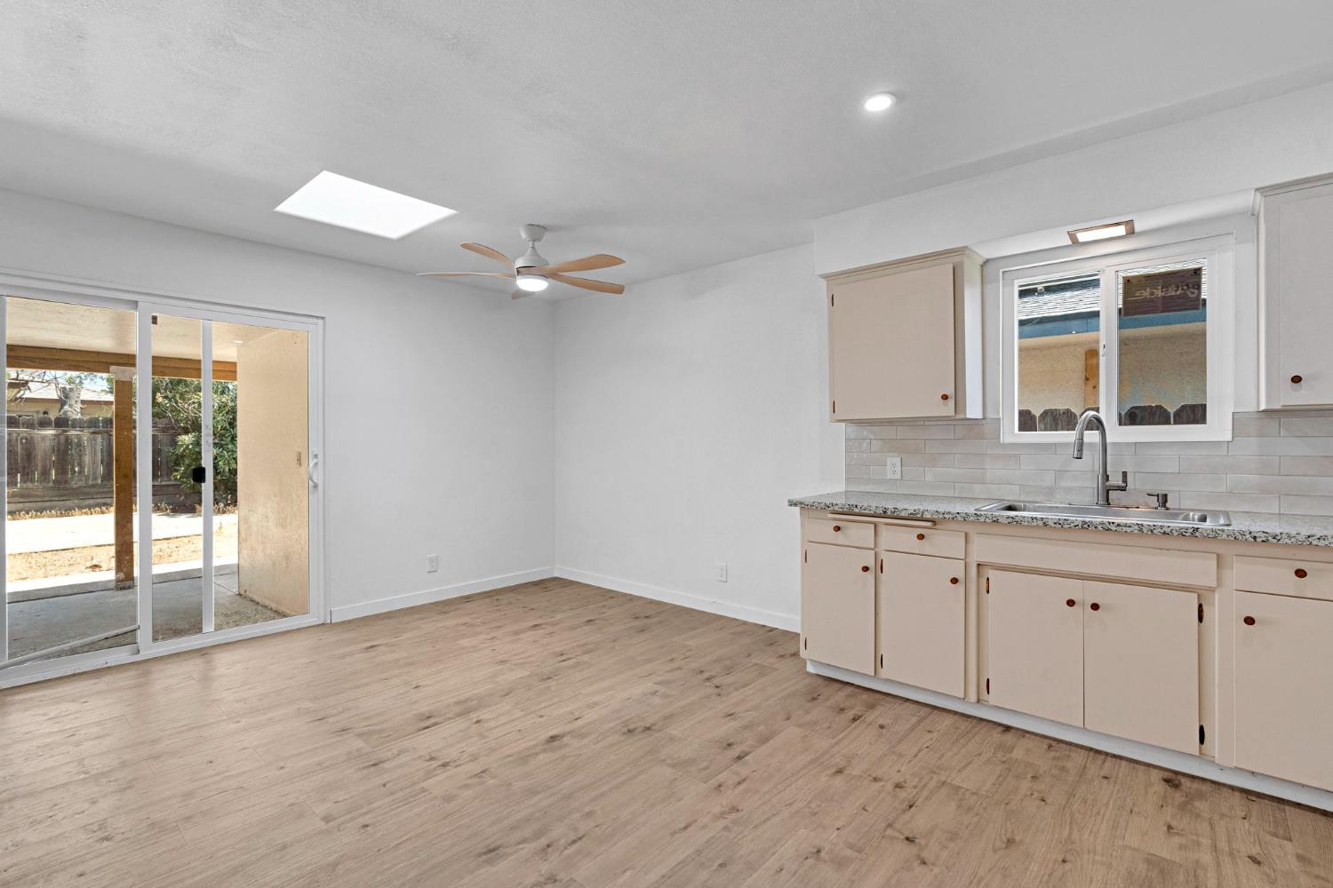 5356 N Bond St, Fresno, CA 93710