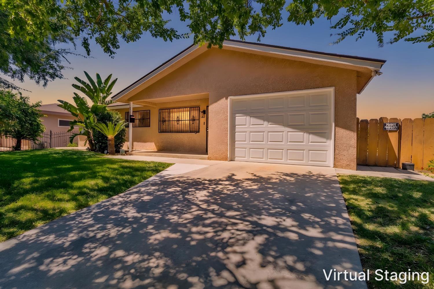 2518 W Pontiac Way, Fresno, CA 93705