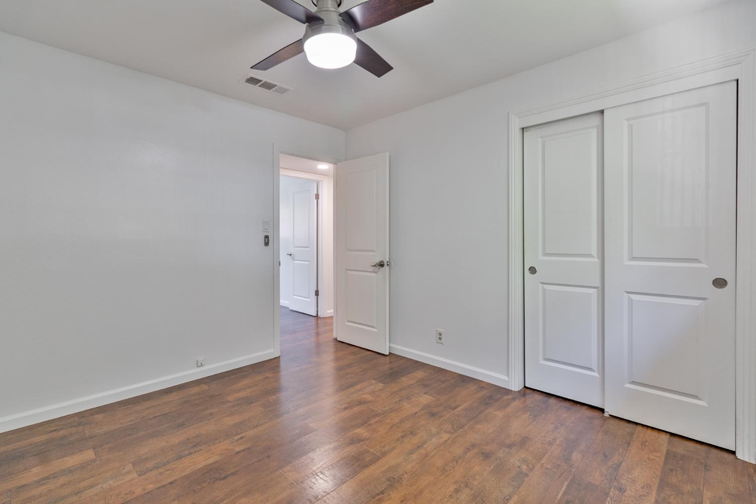 2518 W Pontiac Way, Fresno, CA 93705