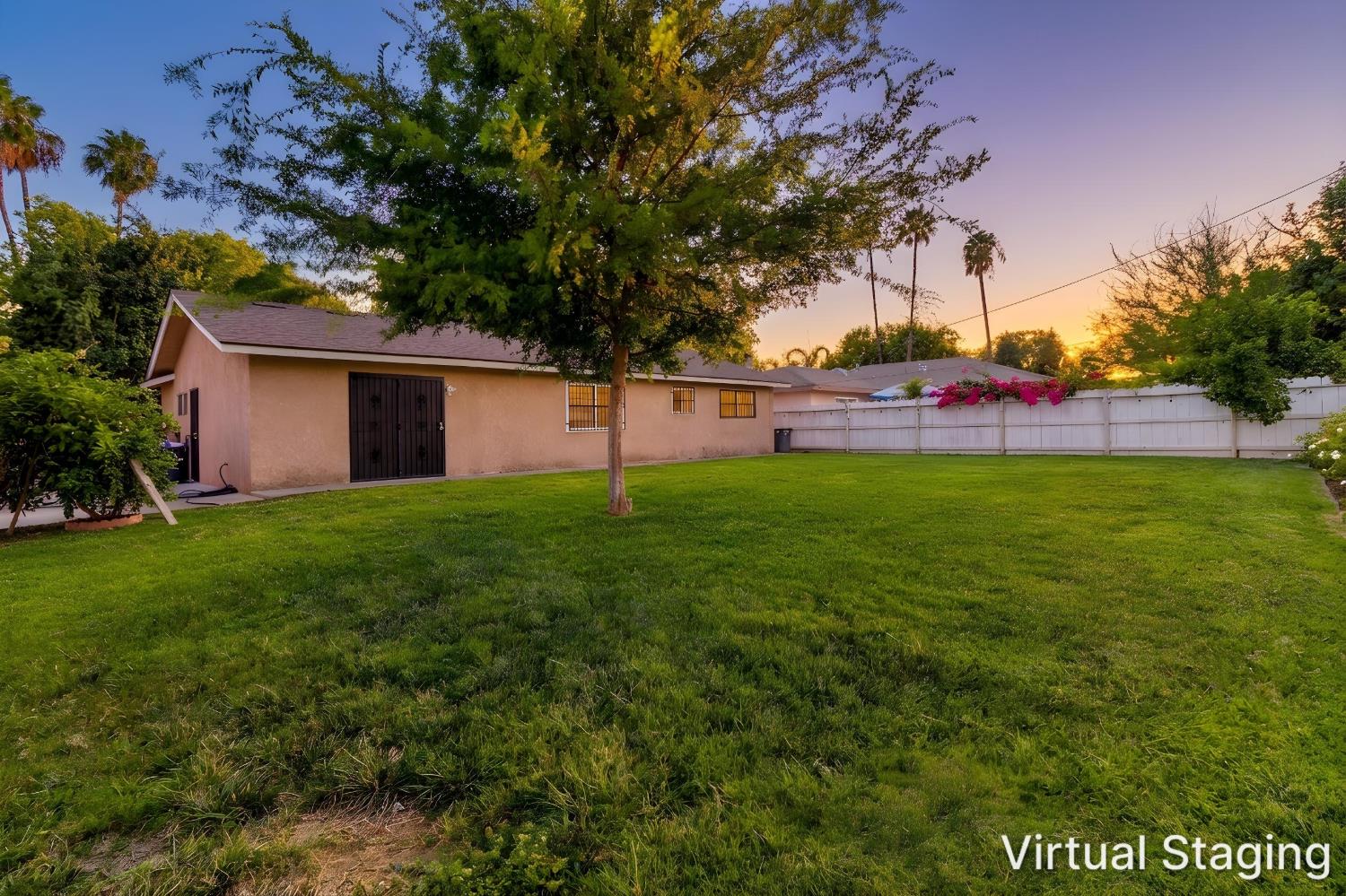 2518 W Pontiac Way, Fresno, CA 93705