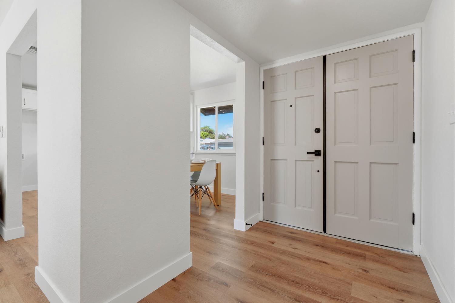 905 S Leila St, Visalia, CA 93277
