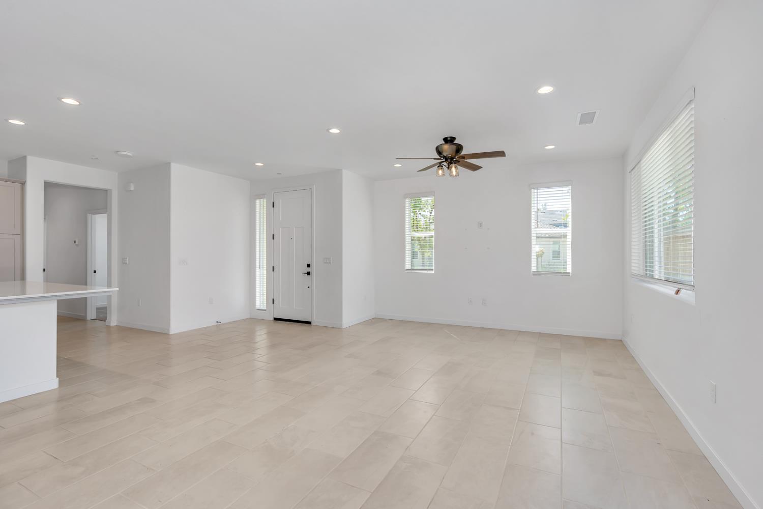 4035 Braden, Madera, CA 93636