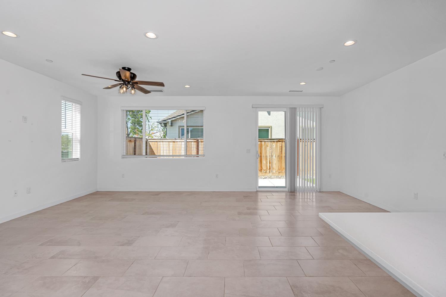 4035 Braden, Madera, CA 93636