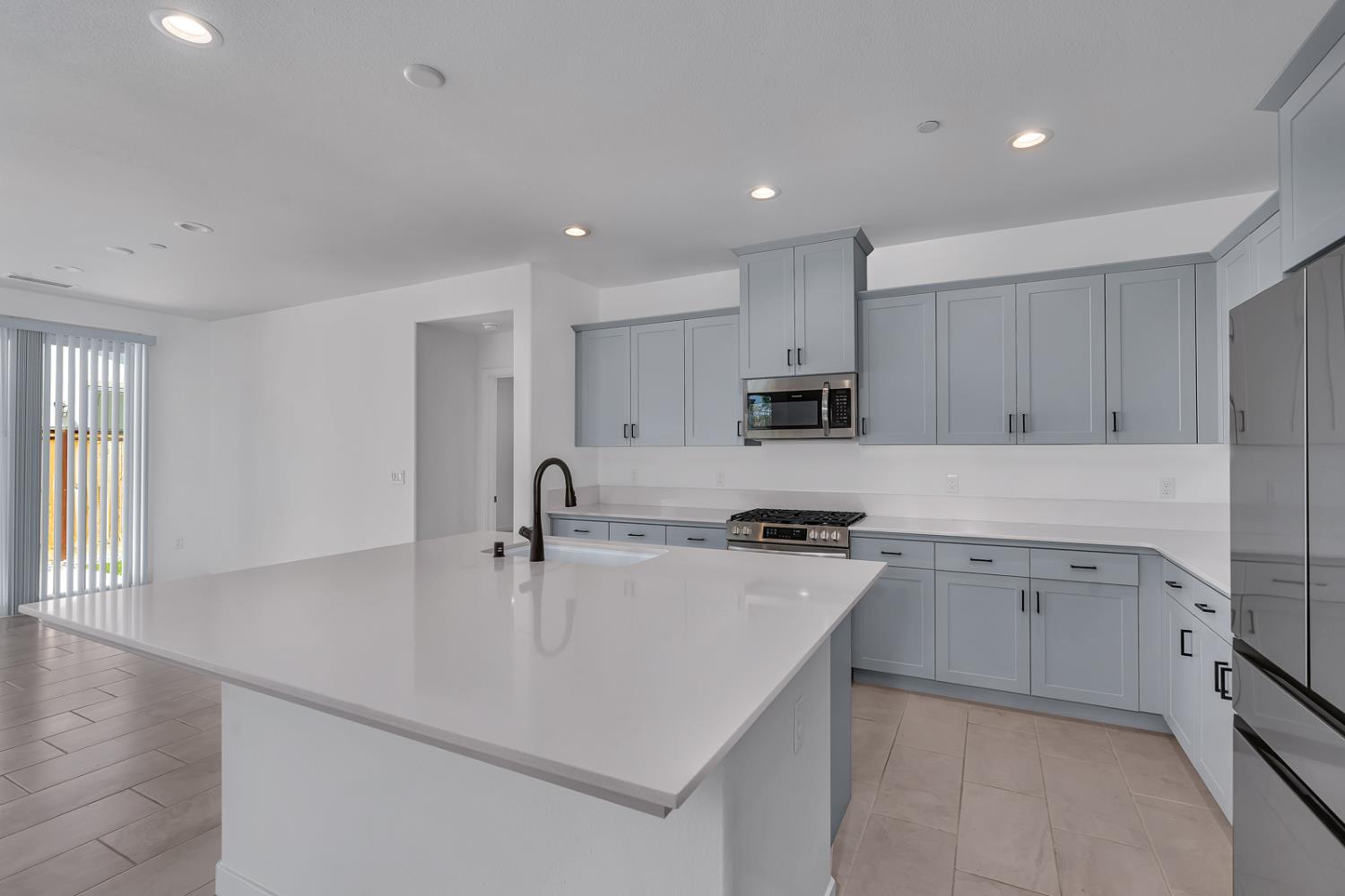 4035 Braden, Madera, CA 93636