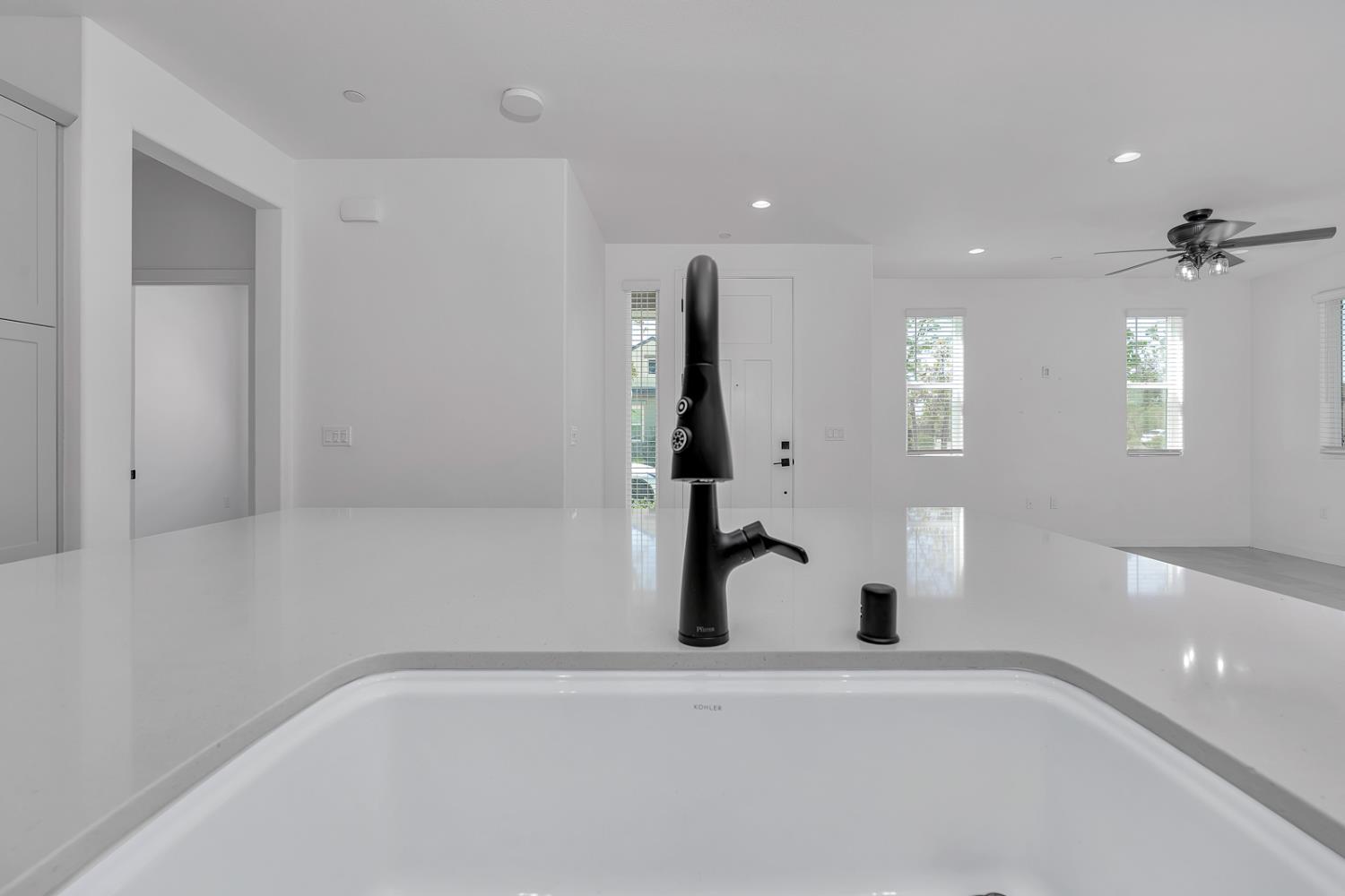 4035 Braden, Madera, CA 93636