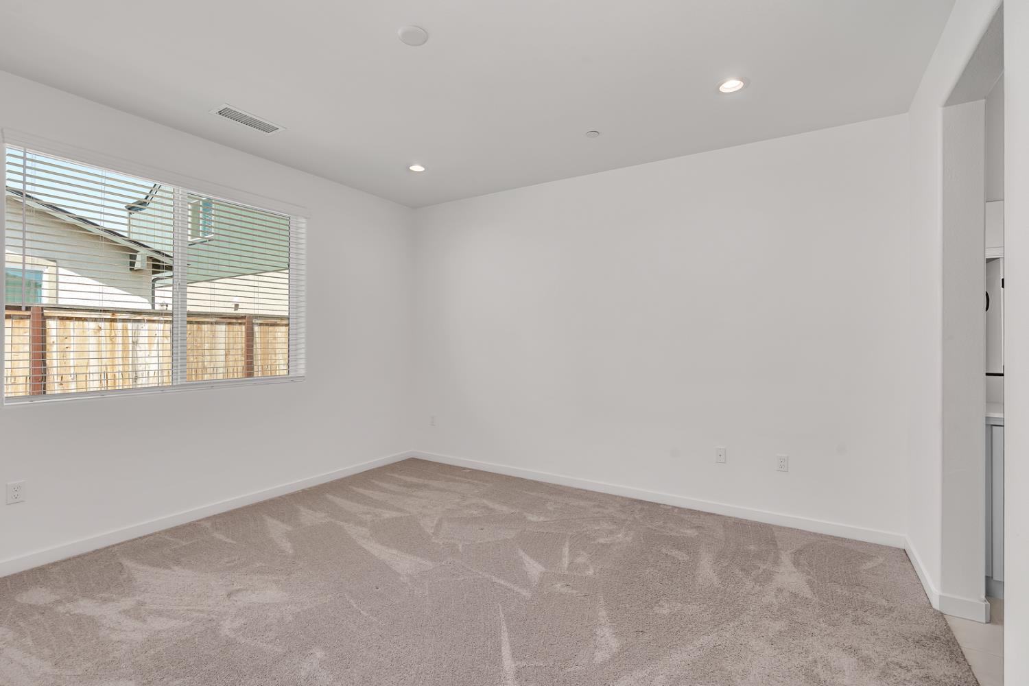 4035 Braden, Madera, CA 93636