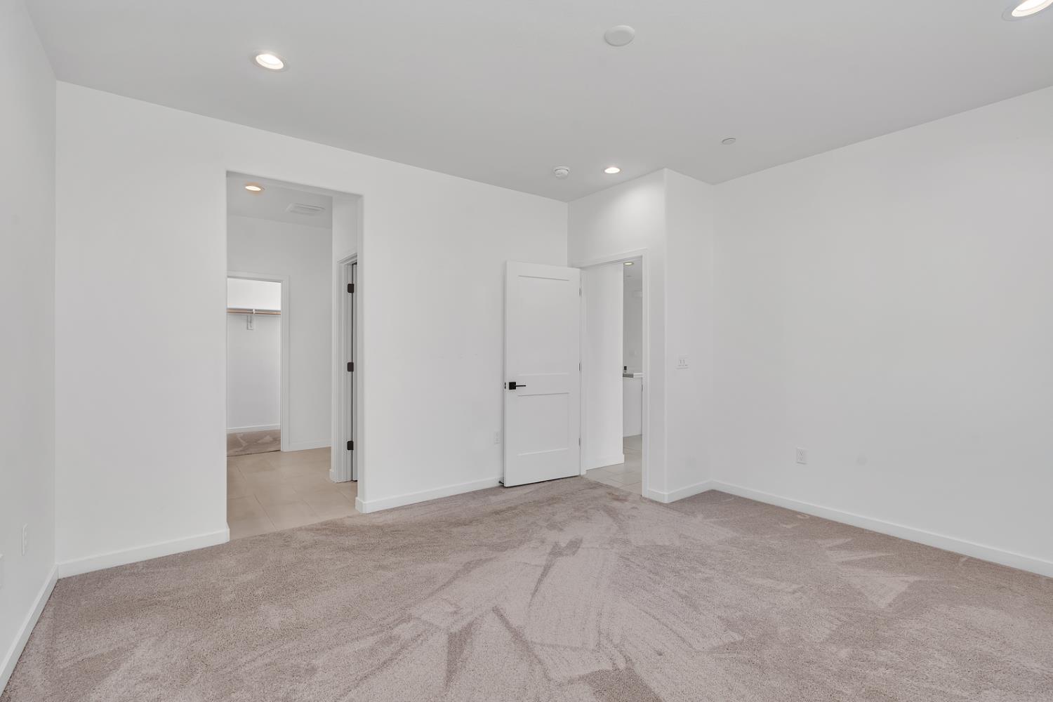4035 Braden, Madera, CA 93636