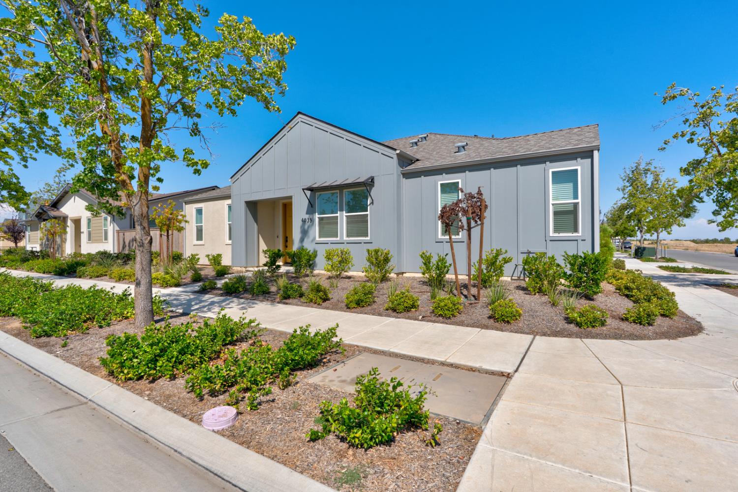 4035 Braden, Madera, CA 93636