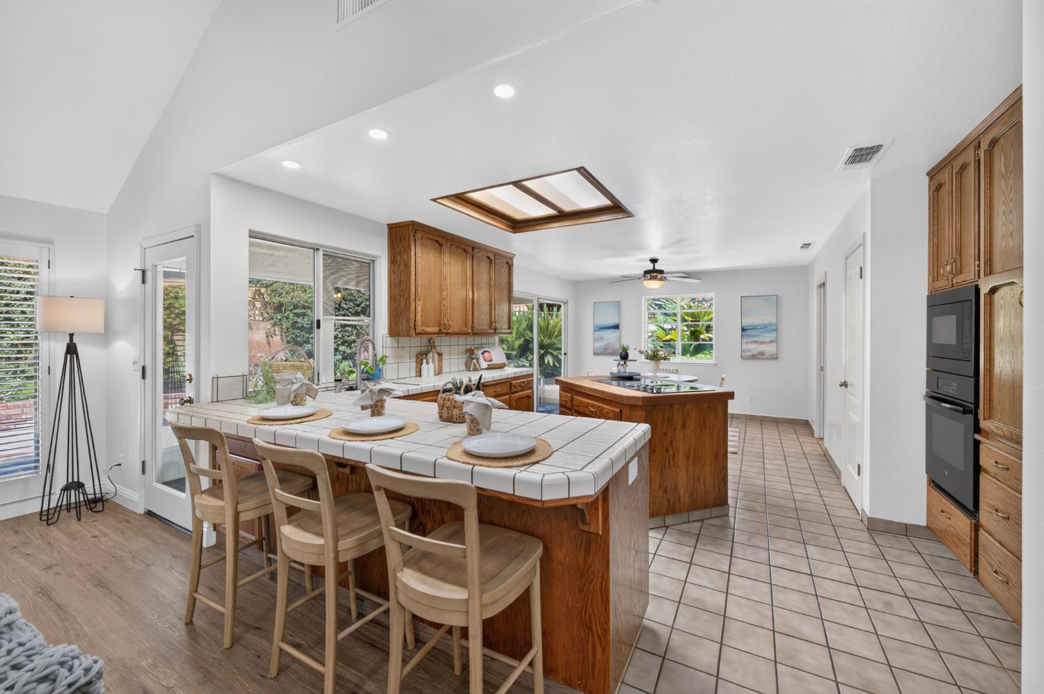 2135 W Browning Ave, Fresno, CA 93711