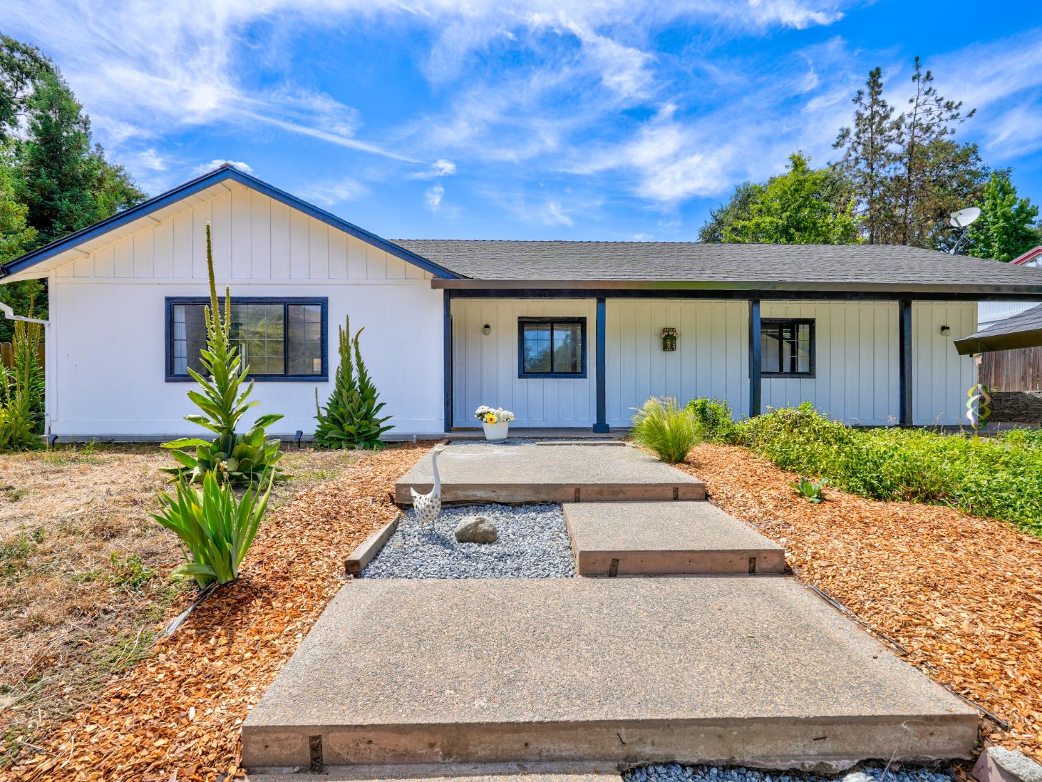 40446 Goldside Dr, Oakhurst, CA 93644