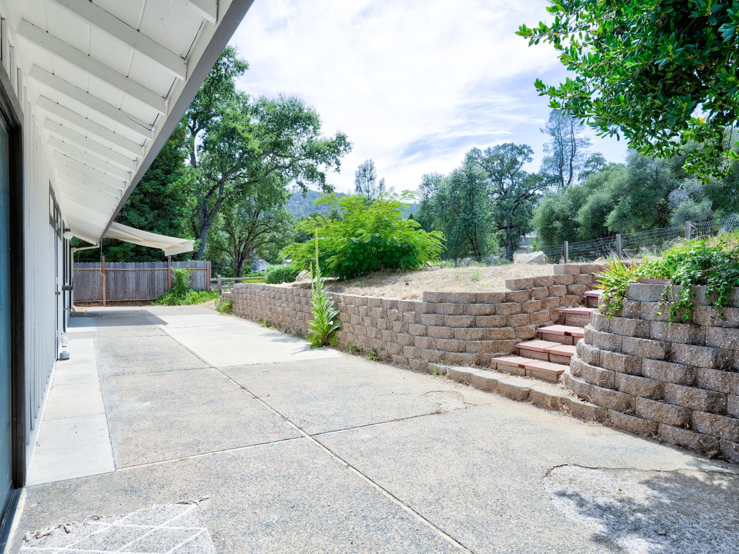 40446 Goldside Dr, Oakhurst, CA 93644