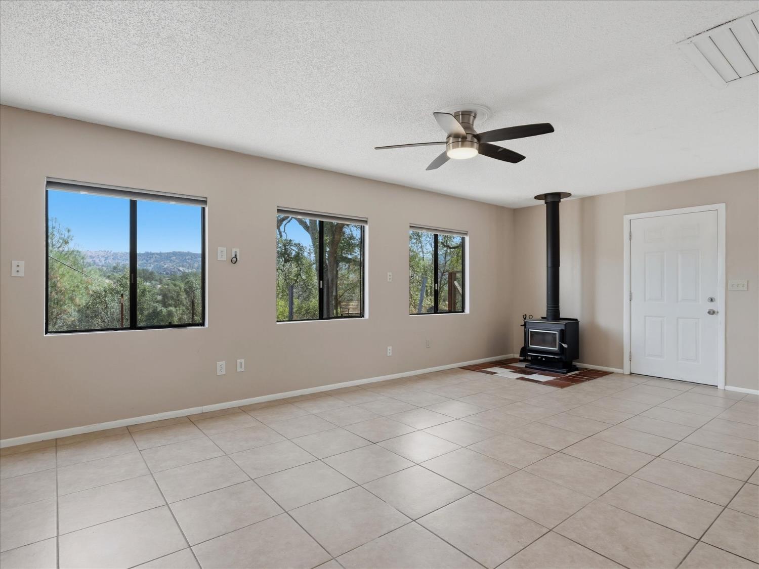42025 Road 415, Coarsegold, CA 93614