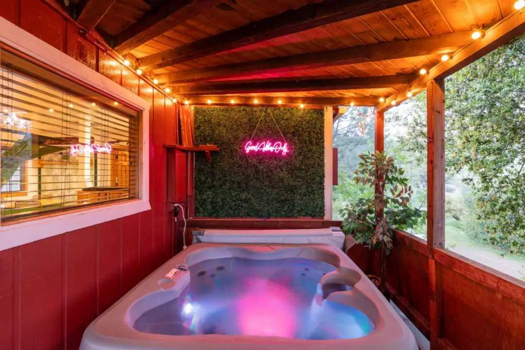 41563 River Falls, Oakhurst, CA 93644