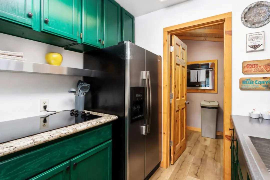 41563 River Falls, Oakhurst, CA 93644