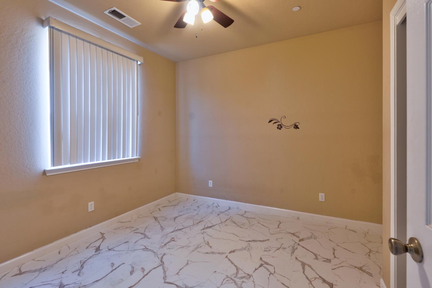 2871 Prato Ln, Clovis, CA 93611