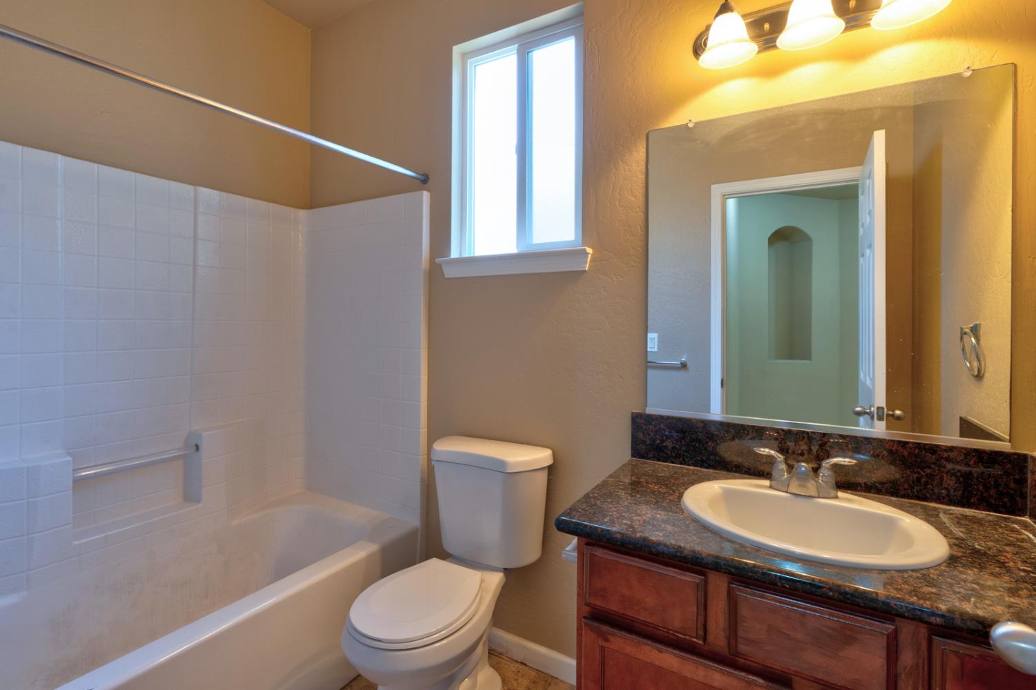 2871 Prato Ln, Clovis, CA 93611