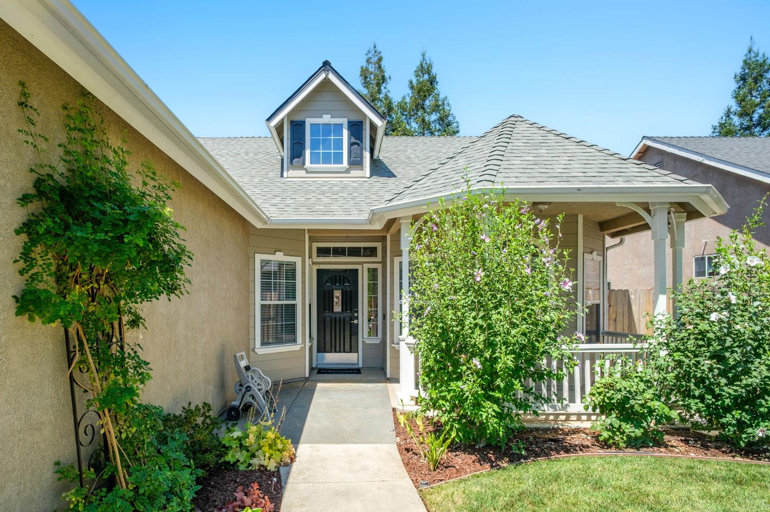 10681 N Jackson Ave E, Fresno, CA 93730