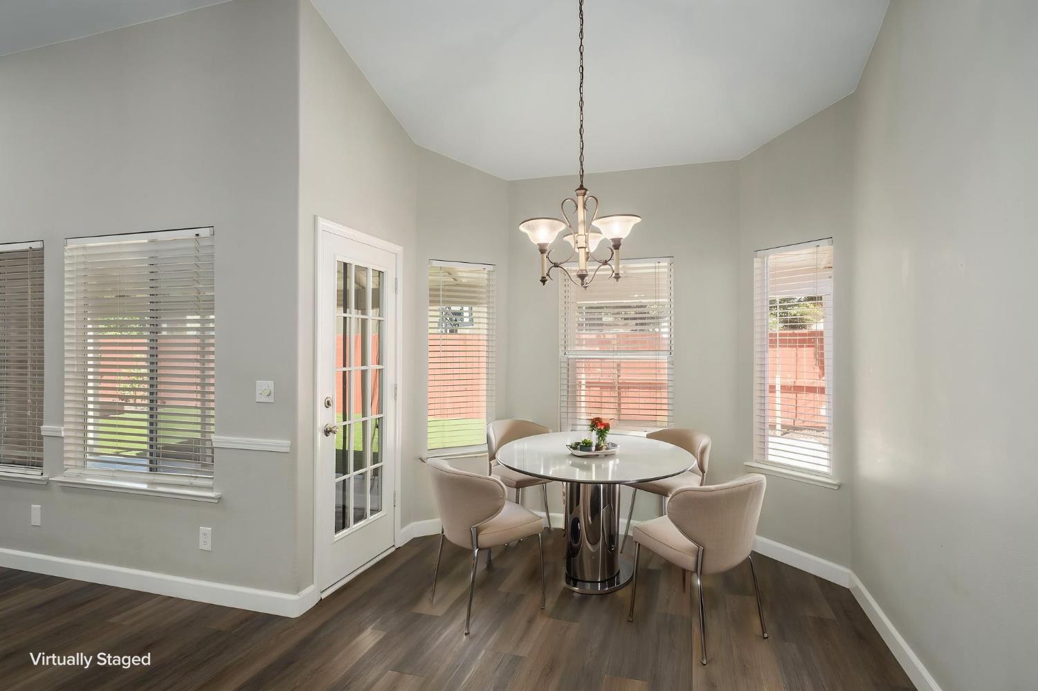10681 N Jackson Ave E, Fresno, CA 93730