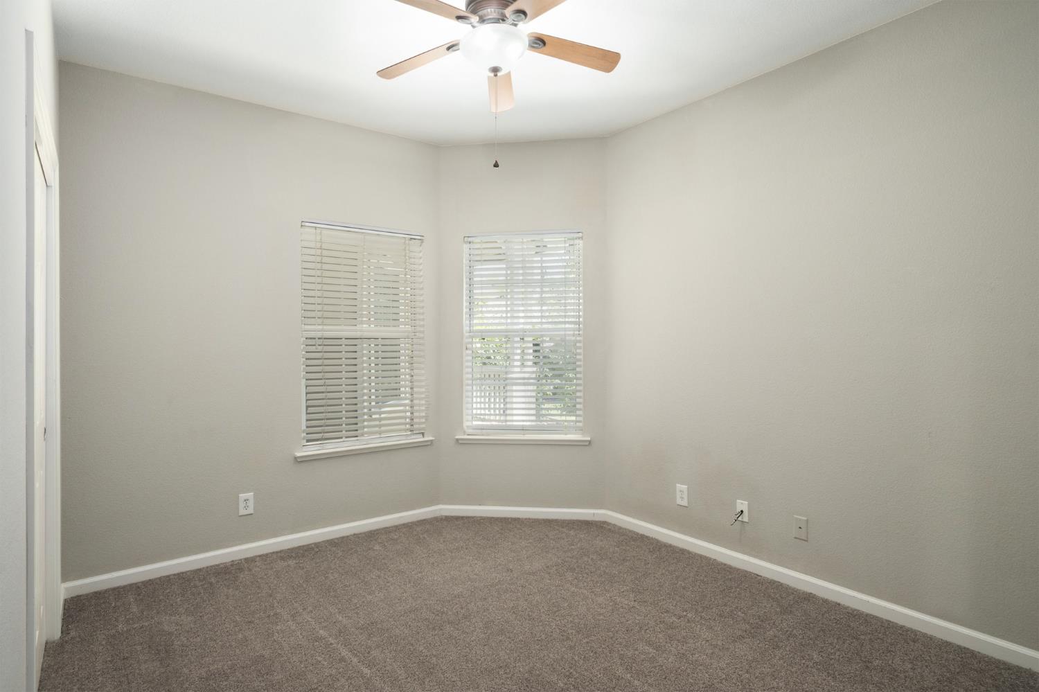 10681 N Jackson Ave E, Fresno, CA 93730