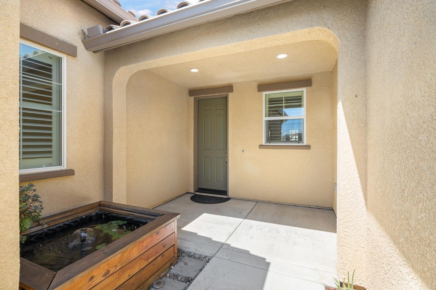 1276 N Redington Ave, Clovis, CA 93619