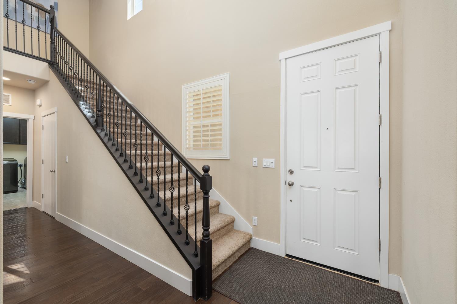 1276 N Redington Ave, Clovis, CA 93619