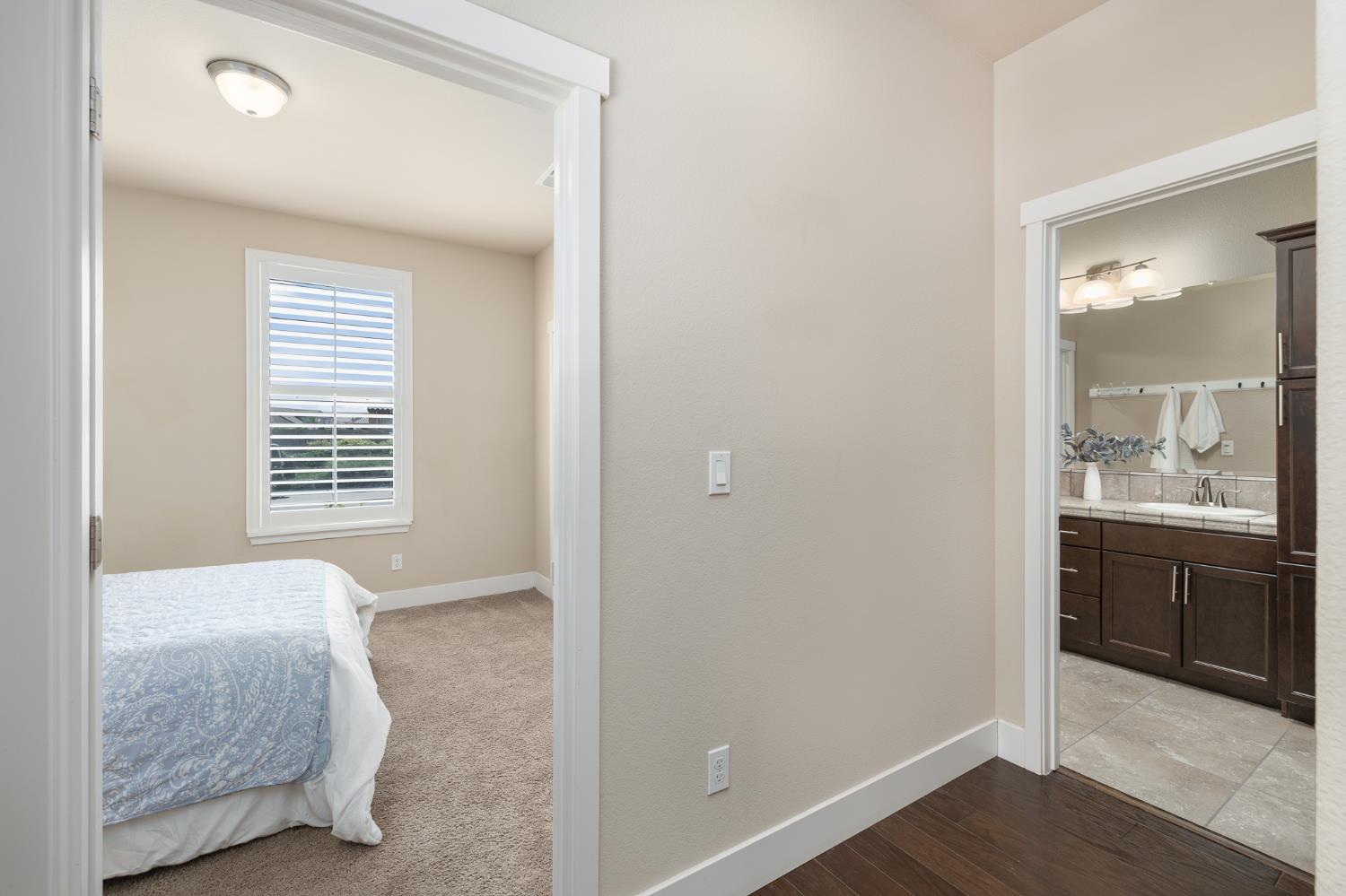 1276 N Redington Ave, Clovis, CA 93619