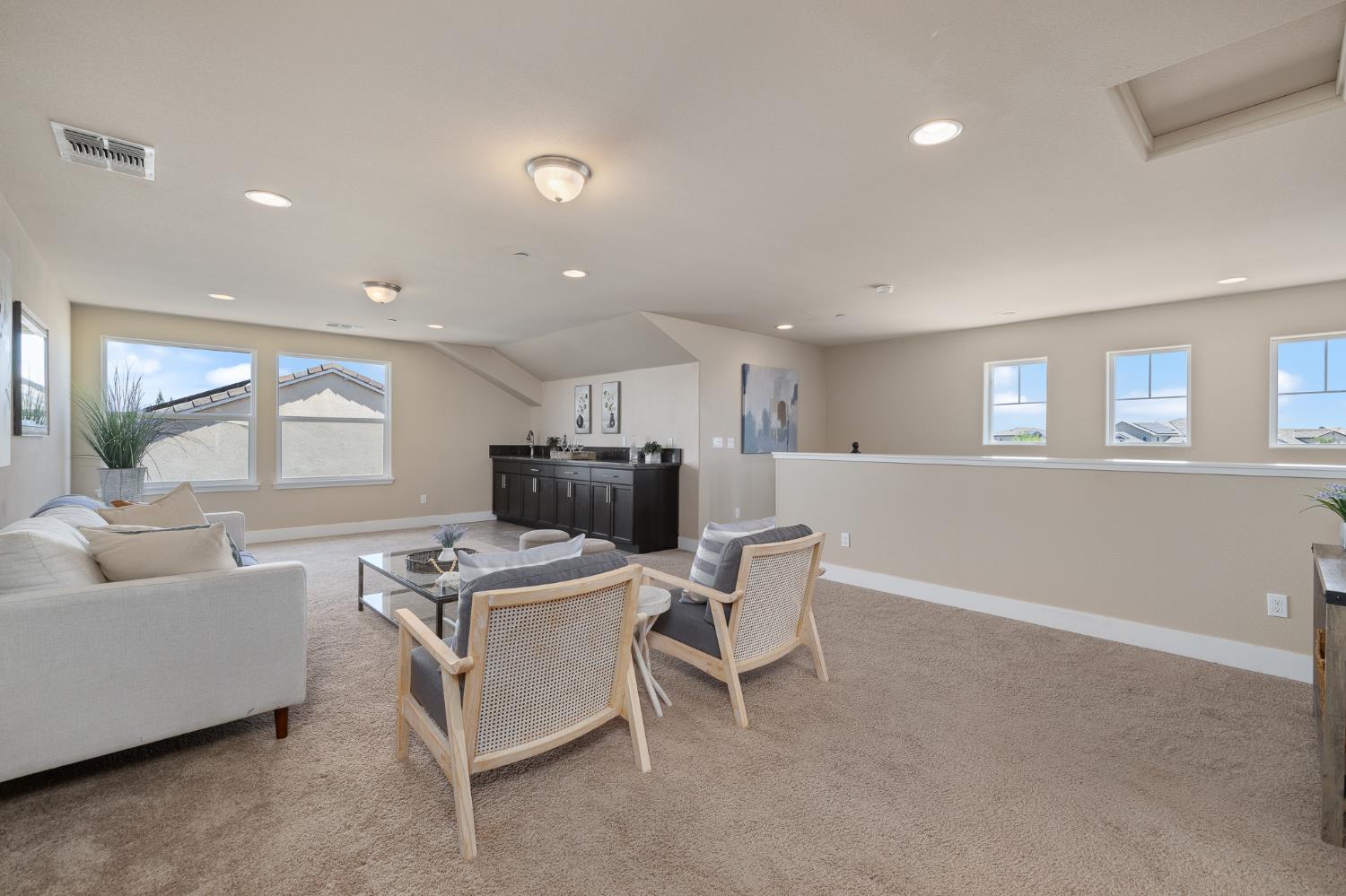 1276 N Redington Ave, Clovis, CA 93619