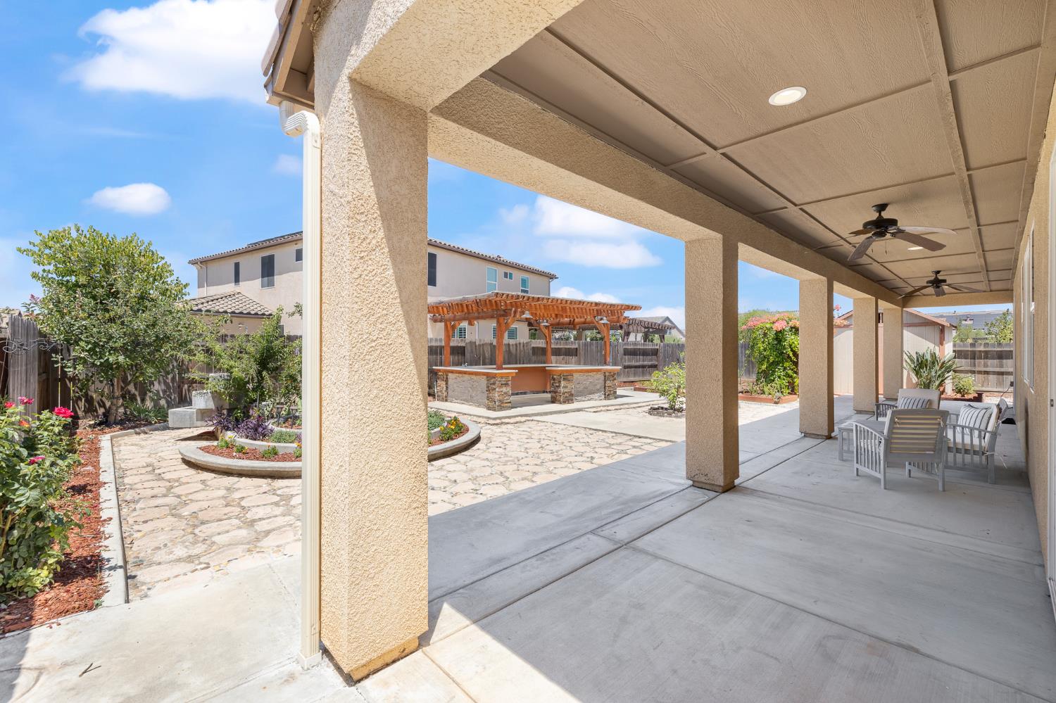 1276 N Redington Ave, Clovis, CA 93619