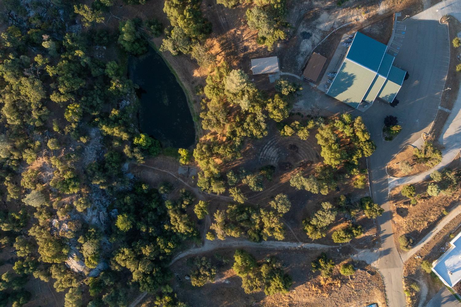 1 Junction Dr, Oakhurst, CA 93644