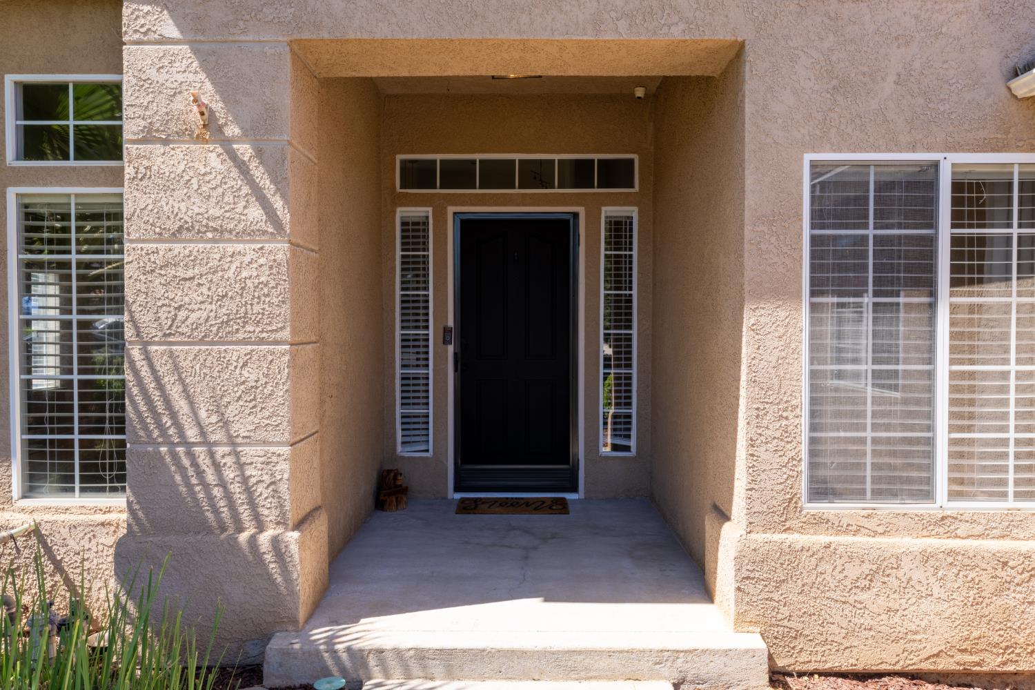 9455 N Woodrow Ave, Fresno, CA 93720