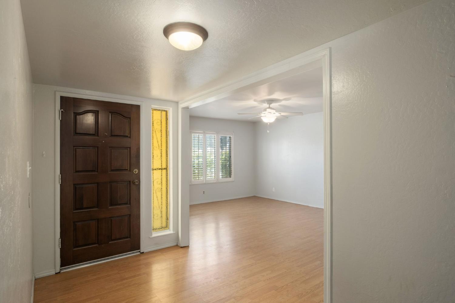 2616 W San Gabriel Ave, Fresno, CA 93705