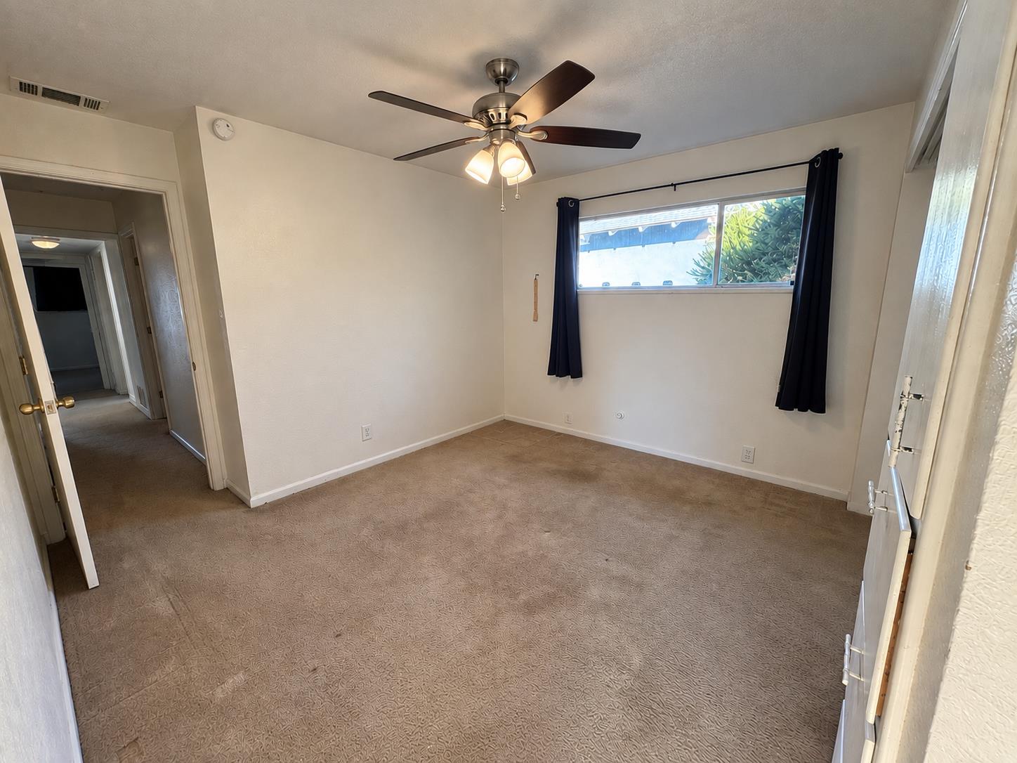 445 College Ave, Coalinga, CA 93210