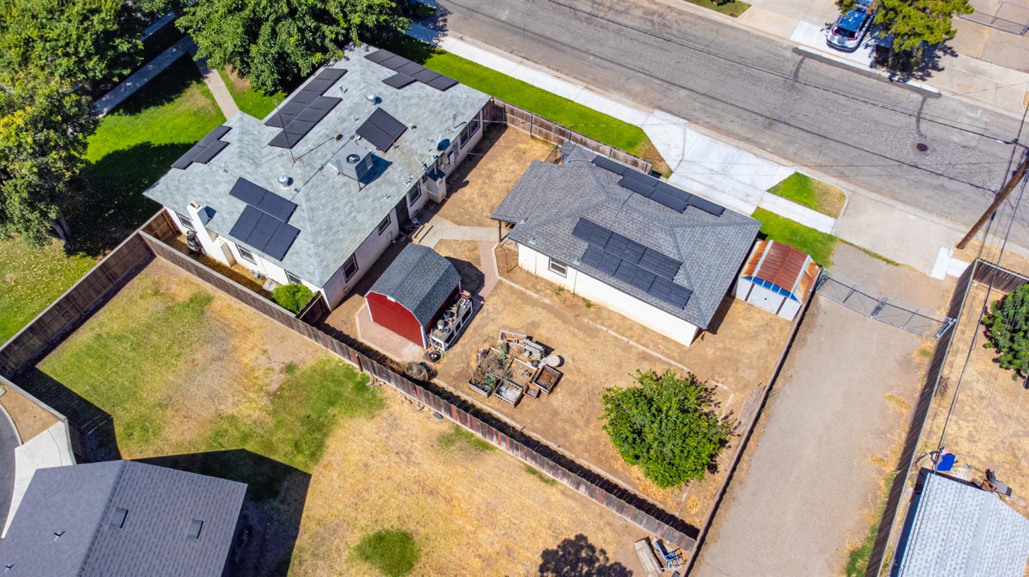 4855 E Iowa Ave, Fresno, CA 93727