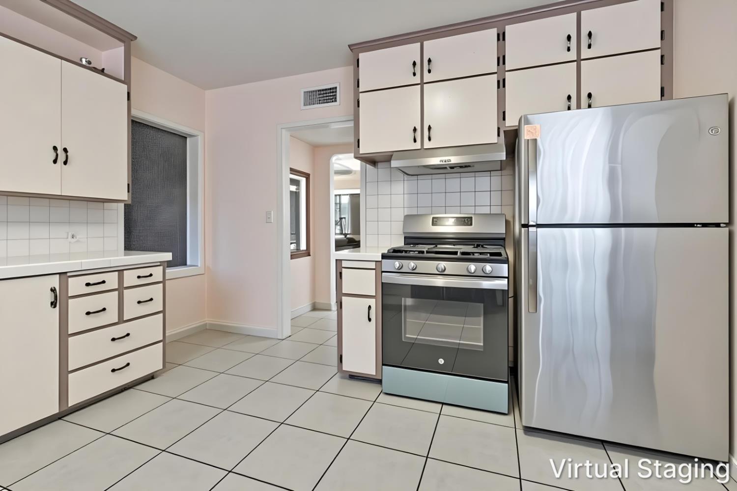 4855 E Iowa Ave, Fresno, CA 93727
