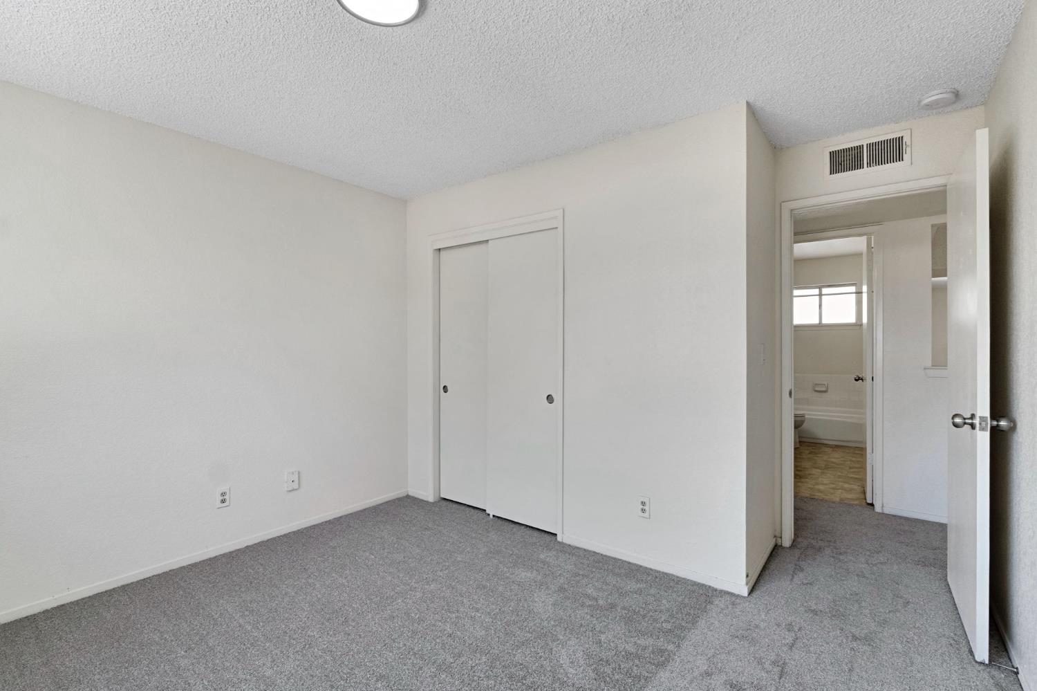 4107 W Amherst Ave, Fresno, CA 93722