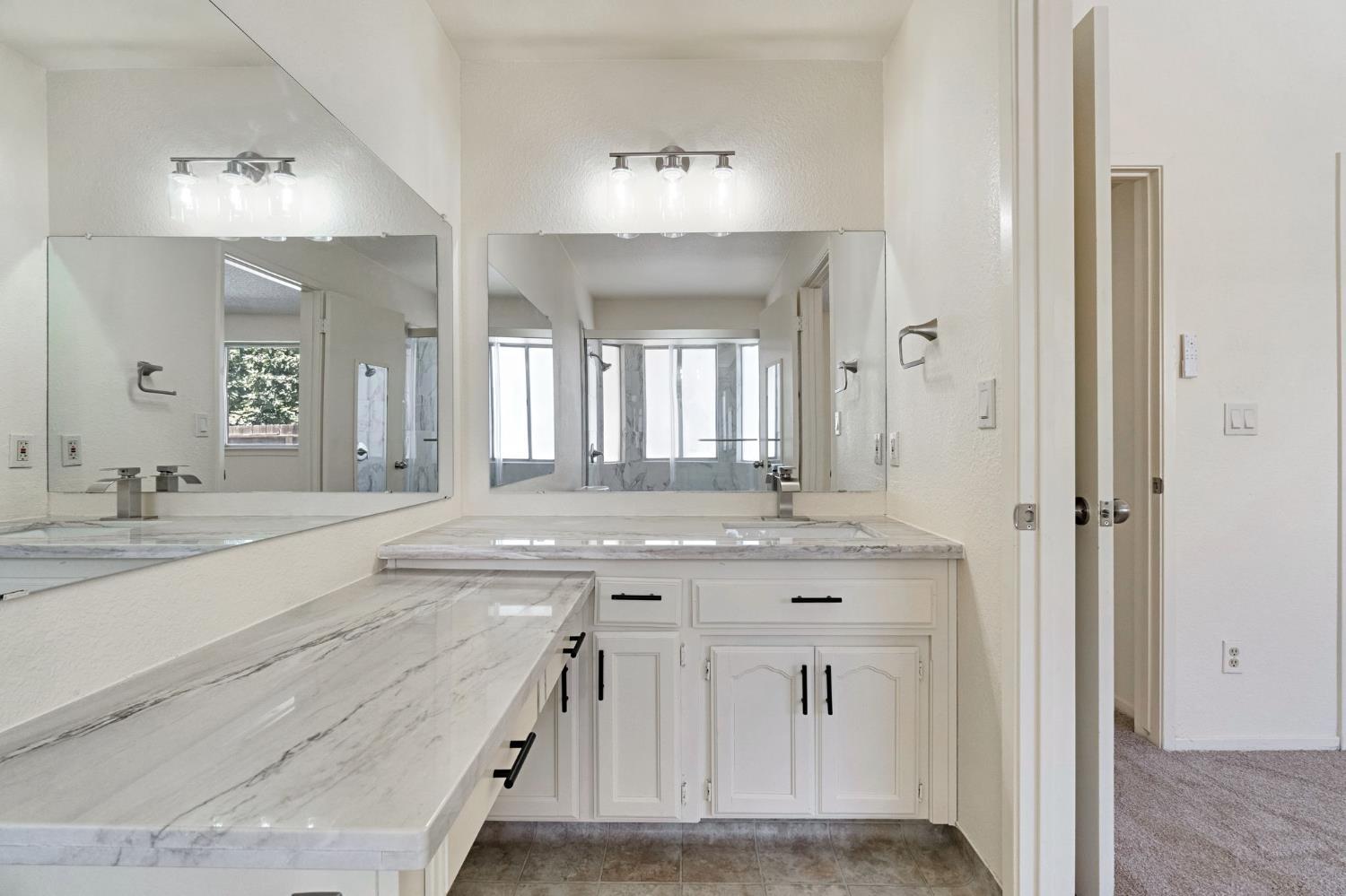 4107 W Amherst Ave, Fresno, CA 93722