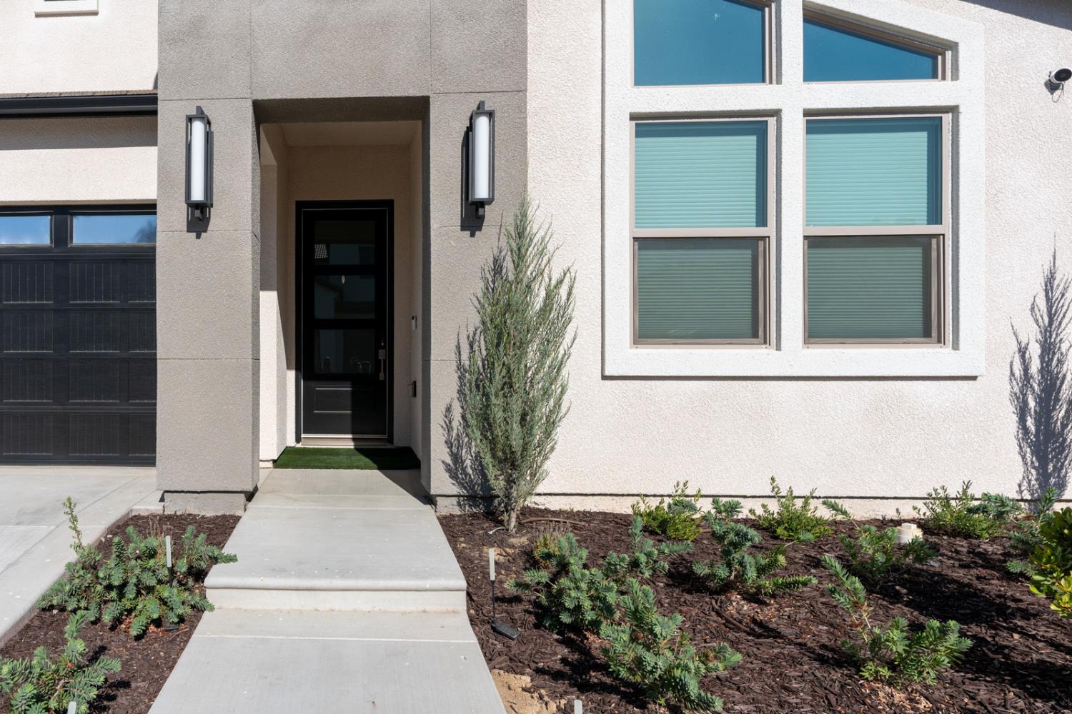 11176 N Via Revenna Dr, Fresno, CA 93730
