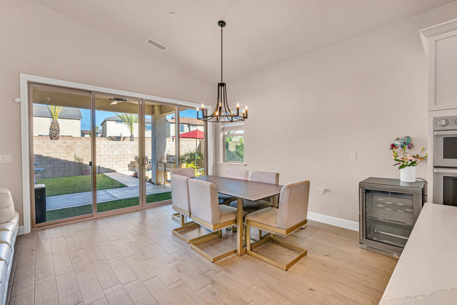 11176 N Via Revenna Dr, Fresno, CA 93730