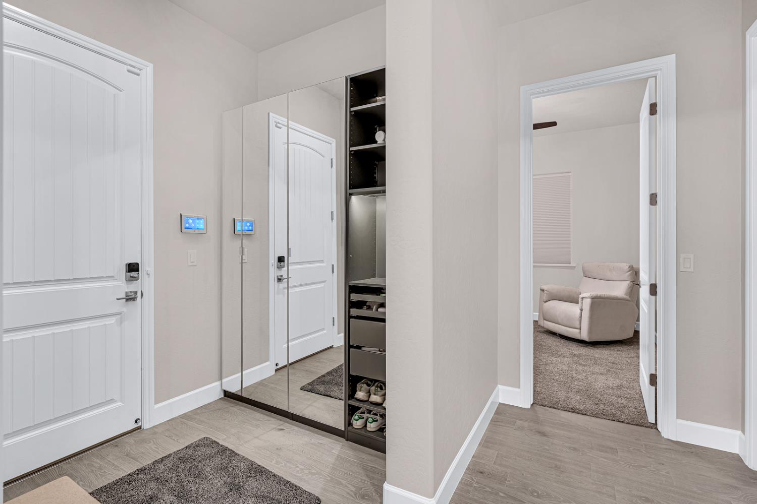 11176 N Via Revenna Dr, Fresno, CA 93730