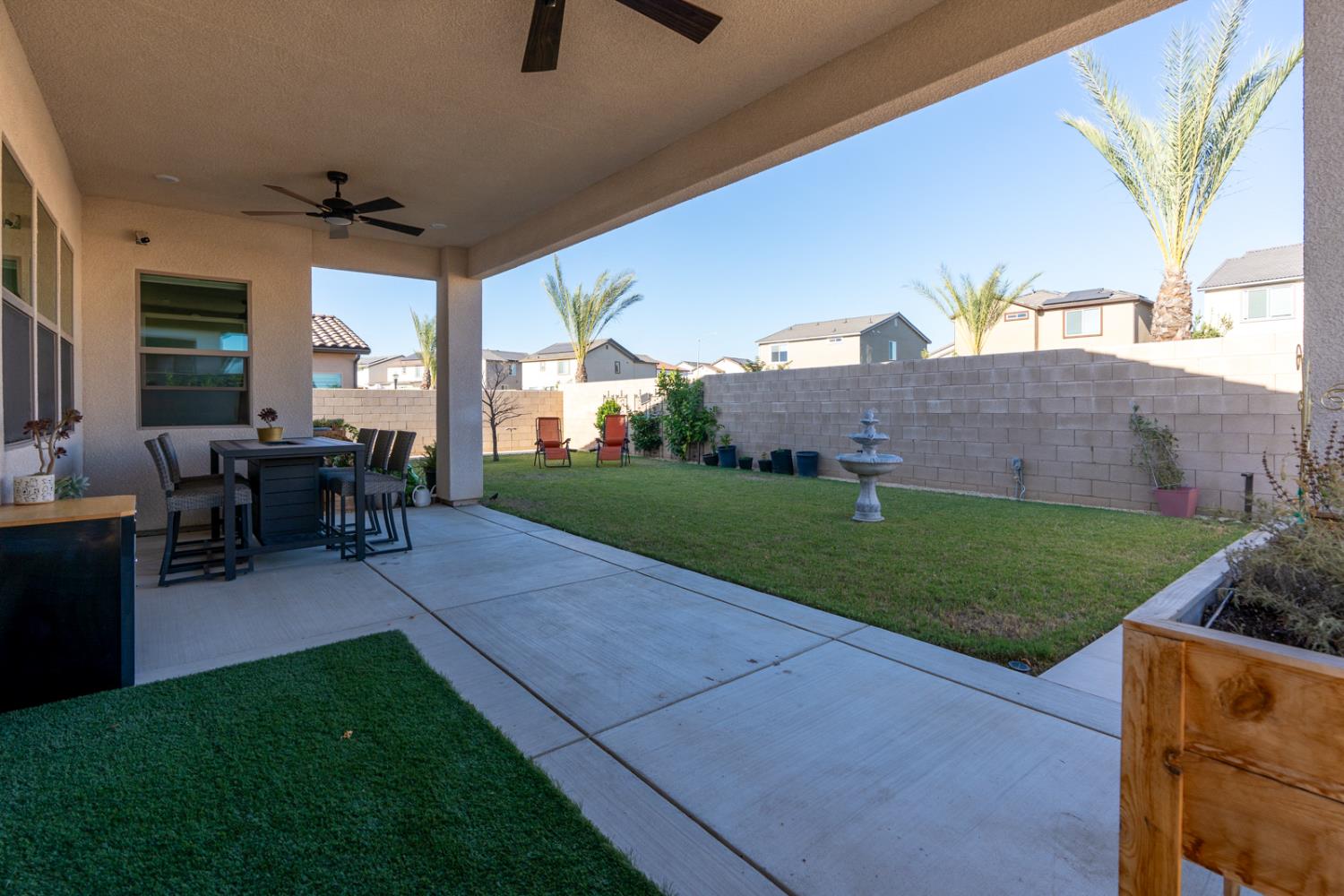 11176 N Via Revenna Dr, Fresno, CA 93730