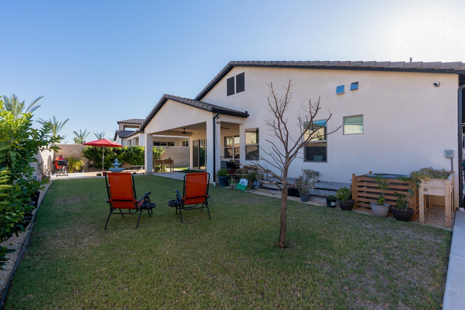 11176 N Via Revenna Dr, Fresno, CA 93730