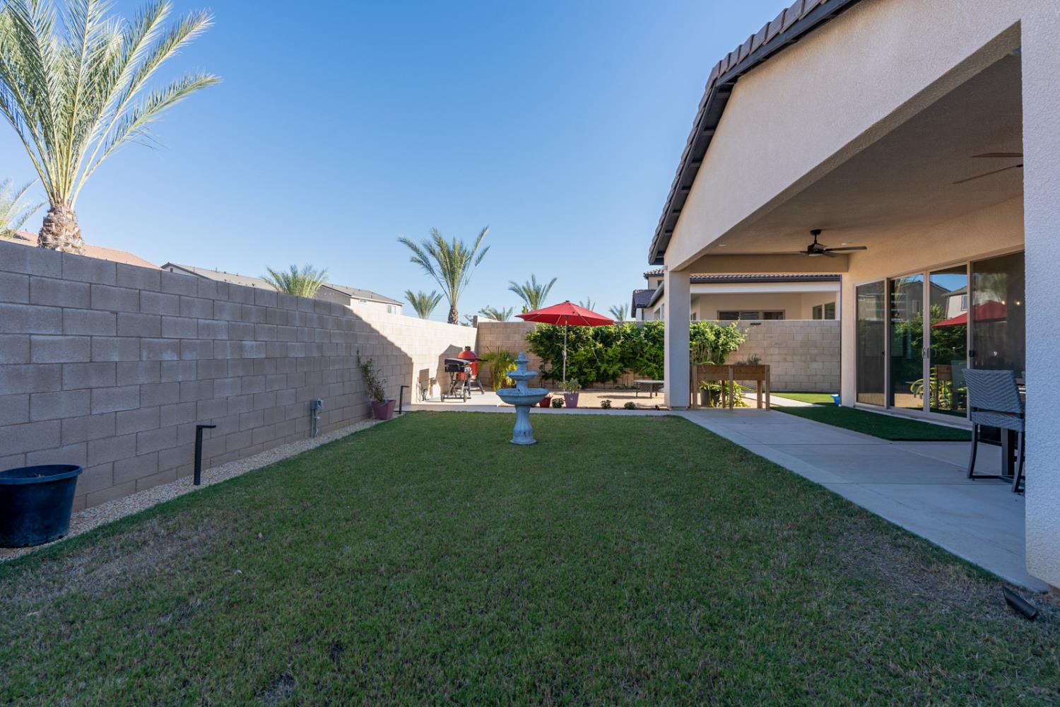 11176 N Via Revenna Dr, Fresno, CA 93730