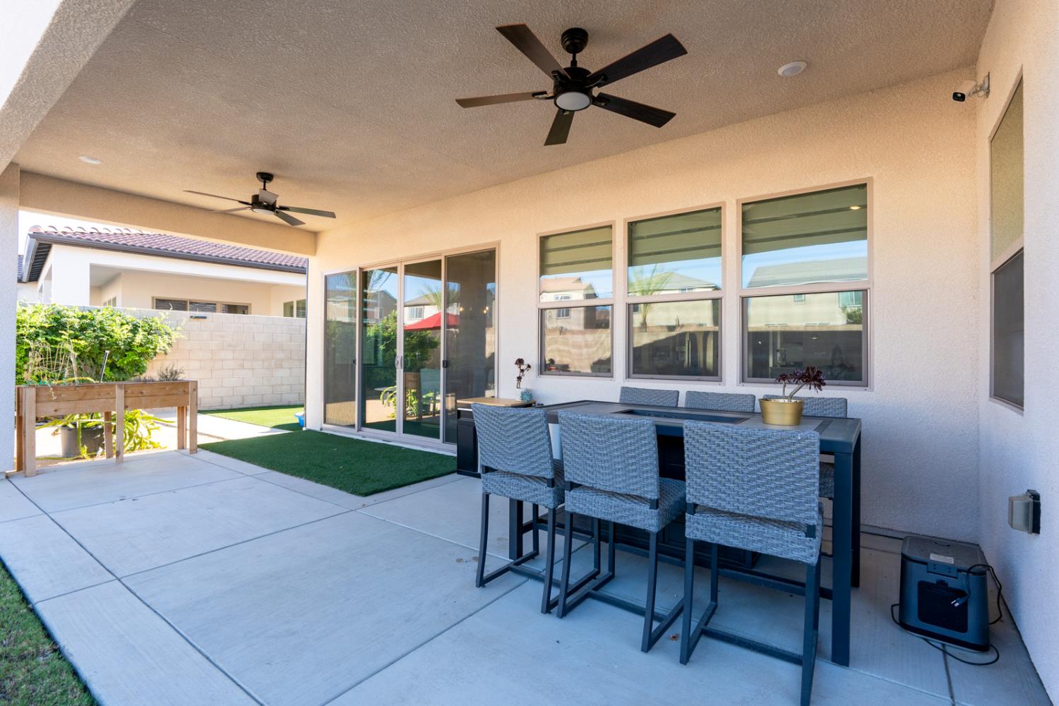 11176 N Via Revenna Dr, Fresno, CA 93730