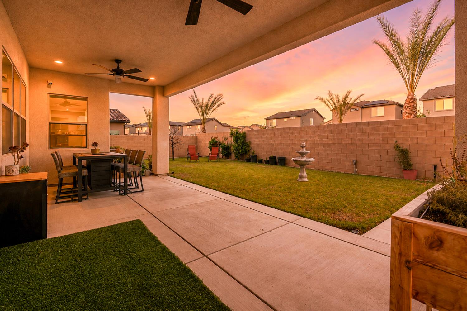 11176 N Via Revenna Dr, Fresno, CA 93730
