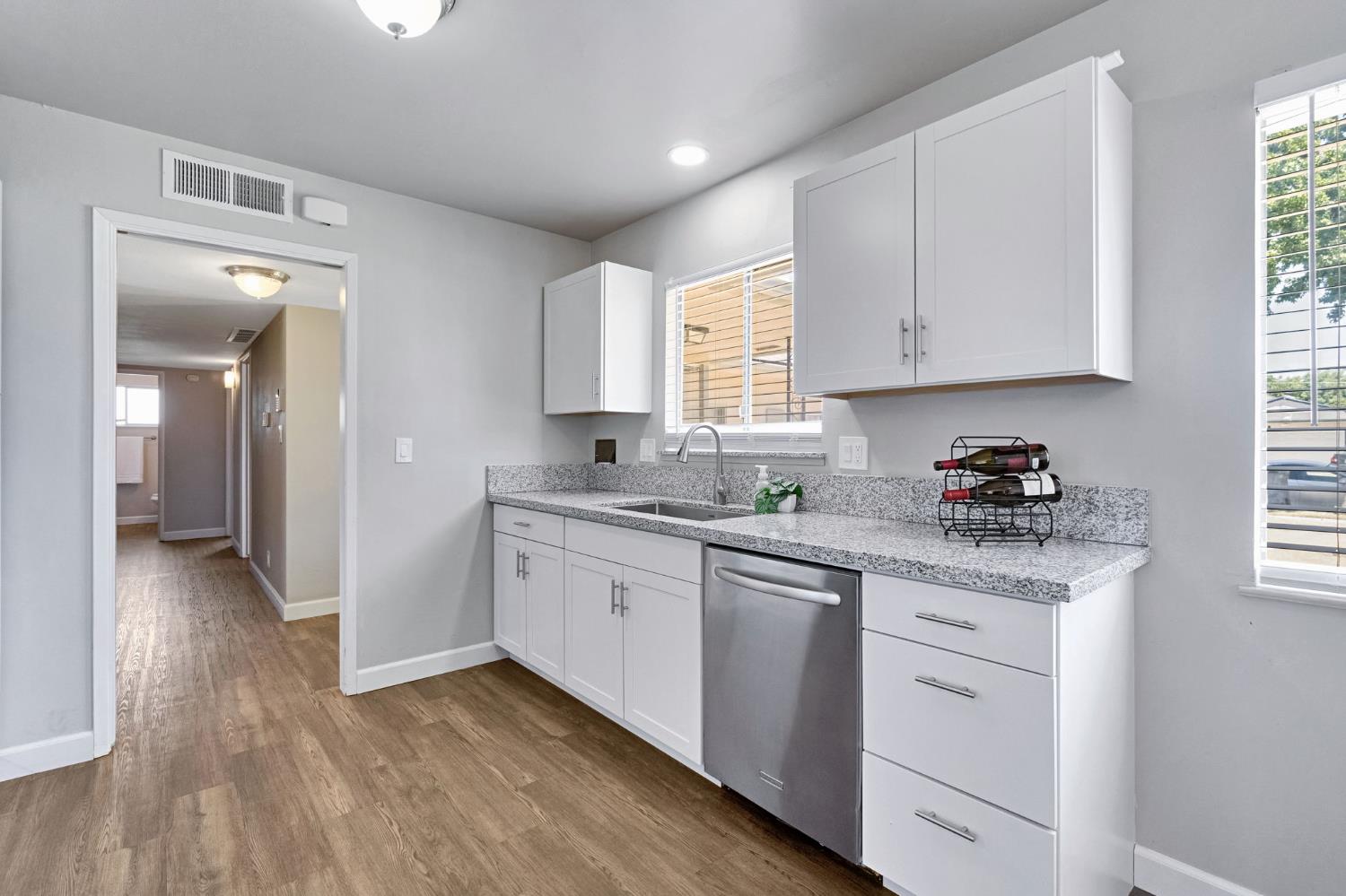 5455 N Bond St, Fresno, CA 93710