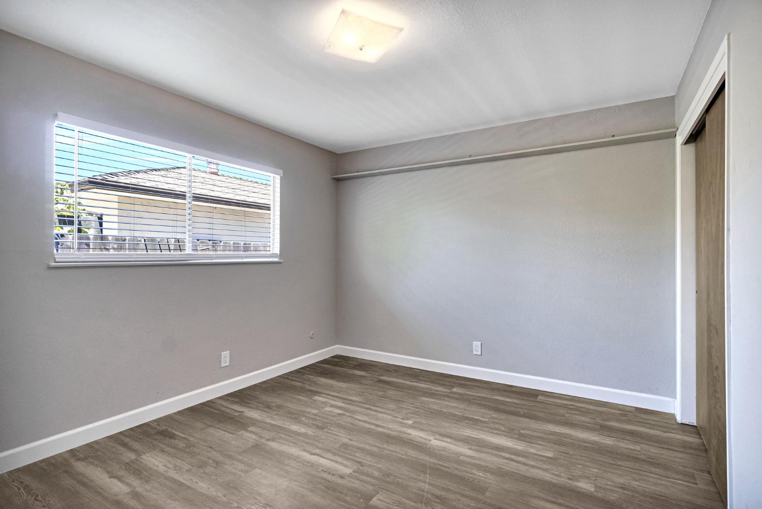 5455 N Bond St, Fresno, CA 93710