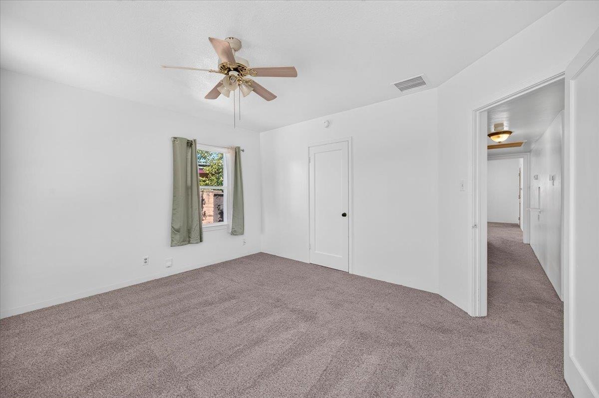 335 W Dakota Ave, Fresno, CA 93705