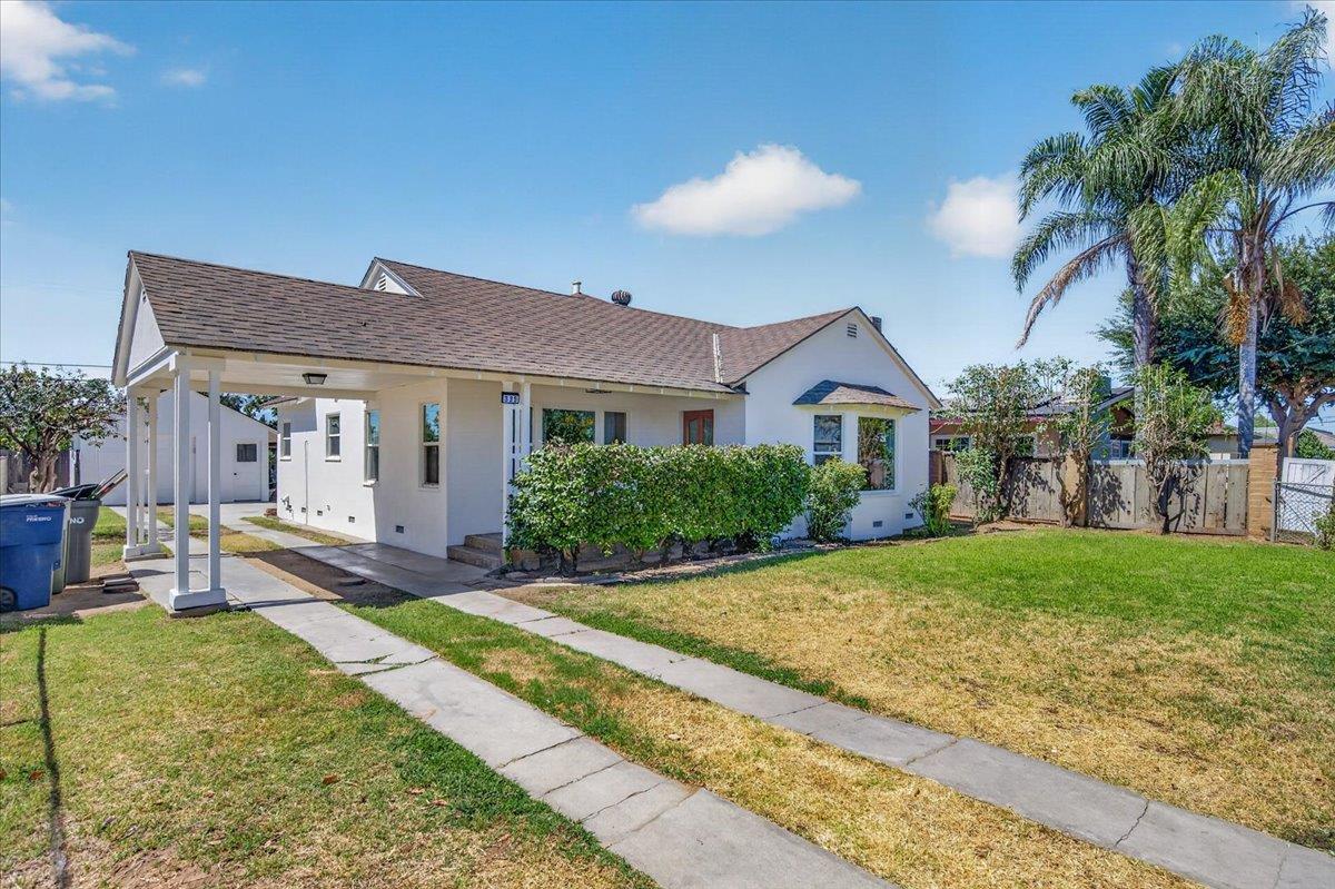 335 W Dakota Ave, Fresno, CA 93705